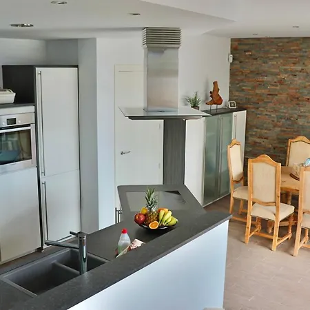 Дом отдыха Panoramic Seaview Escape