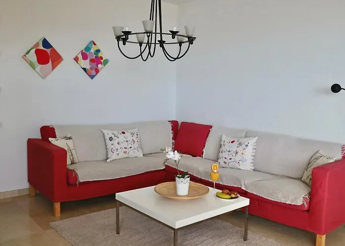 בית נופש Panoramic Seaview Escape *