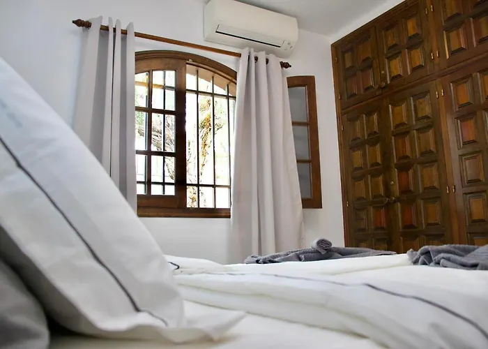 Panoramic Seaview Escape בית נופש *