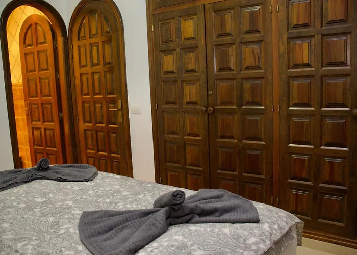 Panoramic Seaview Escape *